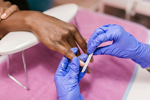 Advertise your nail care business to local Ottawa area customers.